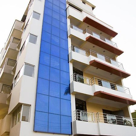 Hotel Park Riviera Guváhátí Exteriér fotografie